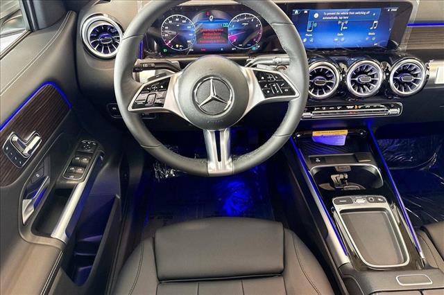 2026 Mercedes-BENZ GLB — миниатюра 20