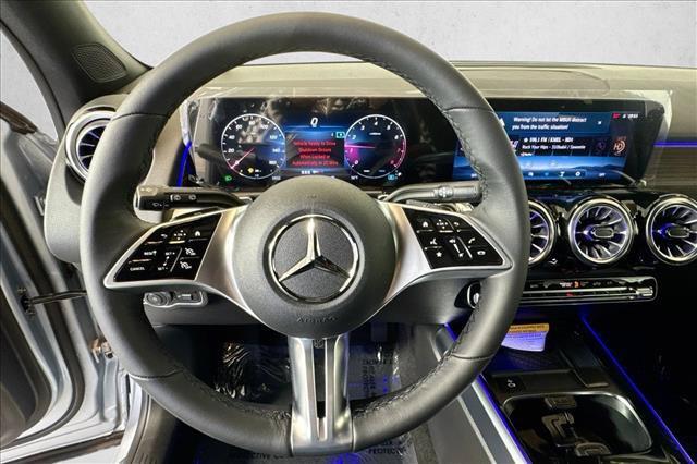 2026 Mercedes-BENZ GLB thumbnail 11