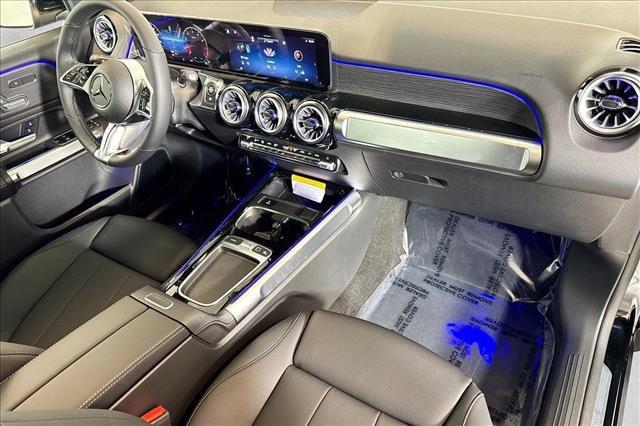 2026 Mercedes-BENZ GLB 缩略图 27