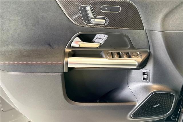 2026 Mercedes-BENZ AMG GLA 35 BASE 照片 14