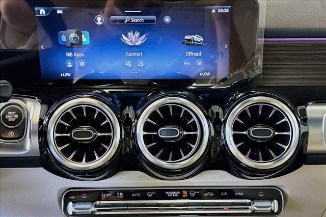 2026 Mercedes-BENZ GLB — миниатюра 12