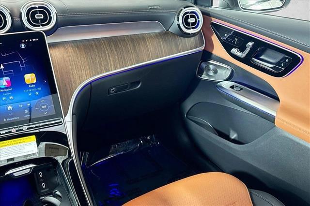 2026 Mercedes-BENZ GLC — миниатюра 21