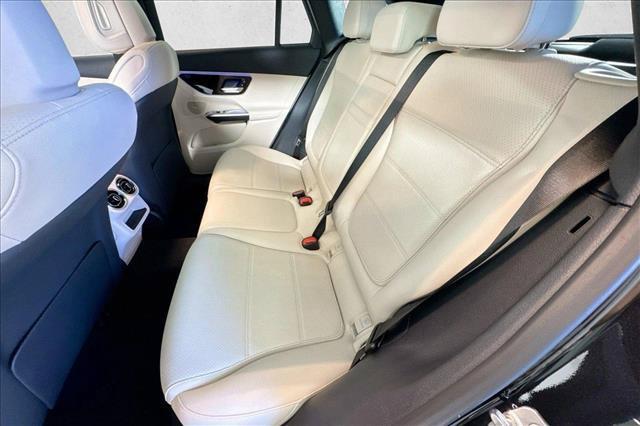 2026 Mercedes-BENZ GLC — миниатюра 22