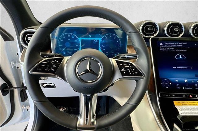 2026 Mercedes-BENZ GLC — миниатюра 11