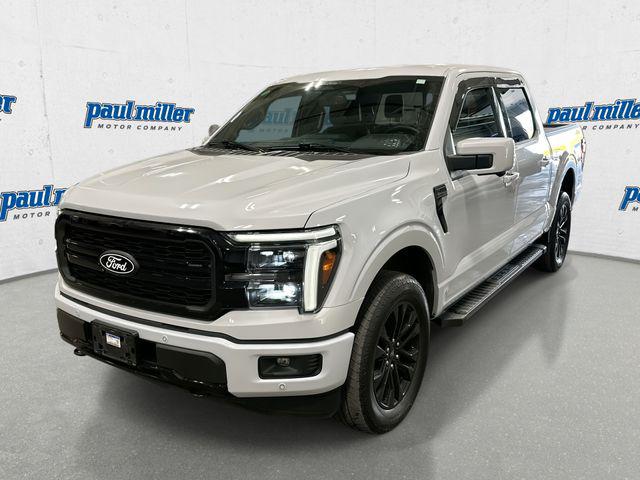 FORD F-150 LARIAT - 1