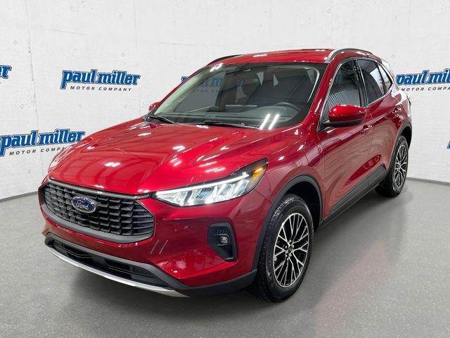 New 2026 Ford Escape PHEV SE