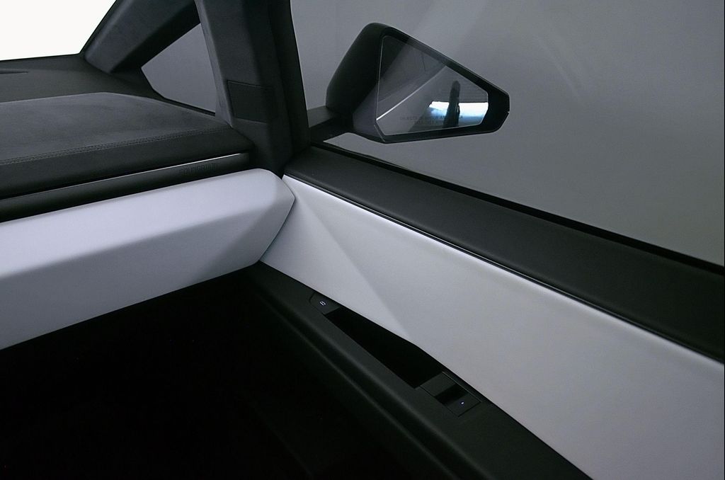 2024 Tesla CYBERTRUCK CYBERBEAST 缩略图 23