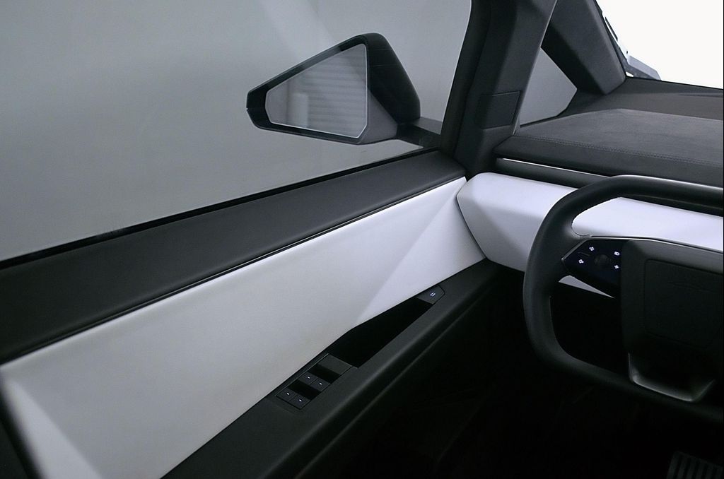 2024 Tesla CYBERTRUCK CYBERBEAST 缩略图 24