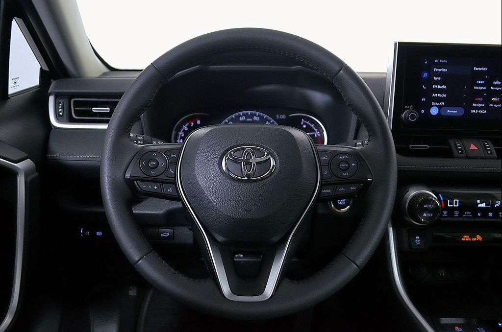 2025 Toyota RAV4 XLE PREMIUM 缩略图 25