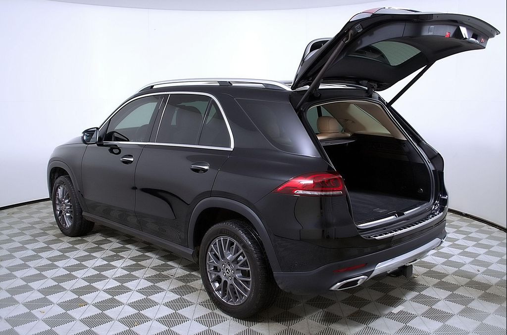 MERCEDES-BENZ GLE - 10