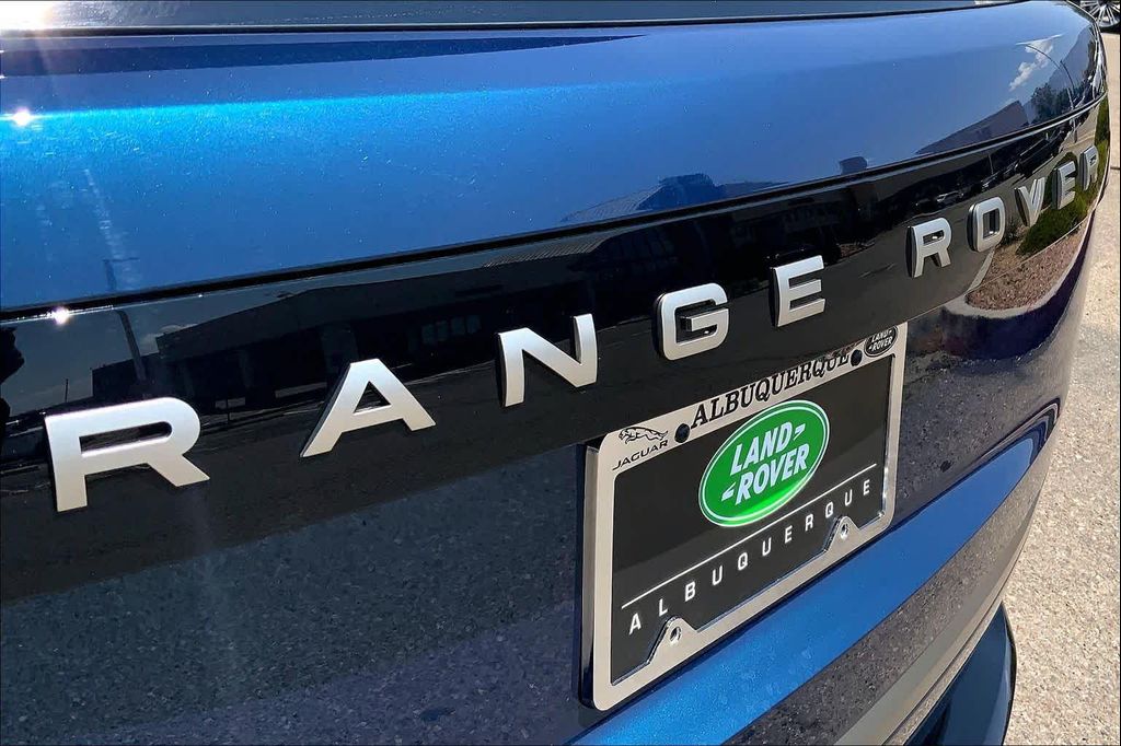 صورة مصغرة 15 لـ 2026 LAND Rover RANGE ROVER P400 SE