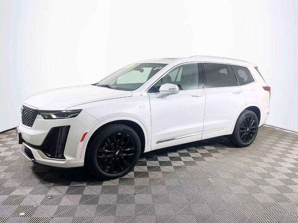 New 2025 Cadillac XT6 Premium Luxury AWD