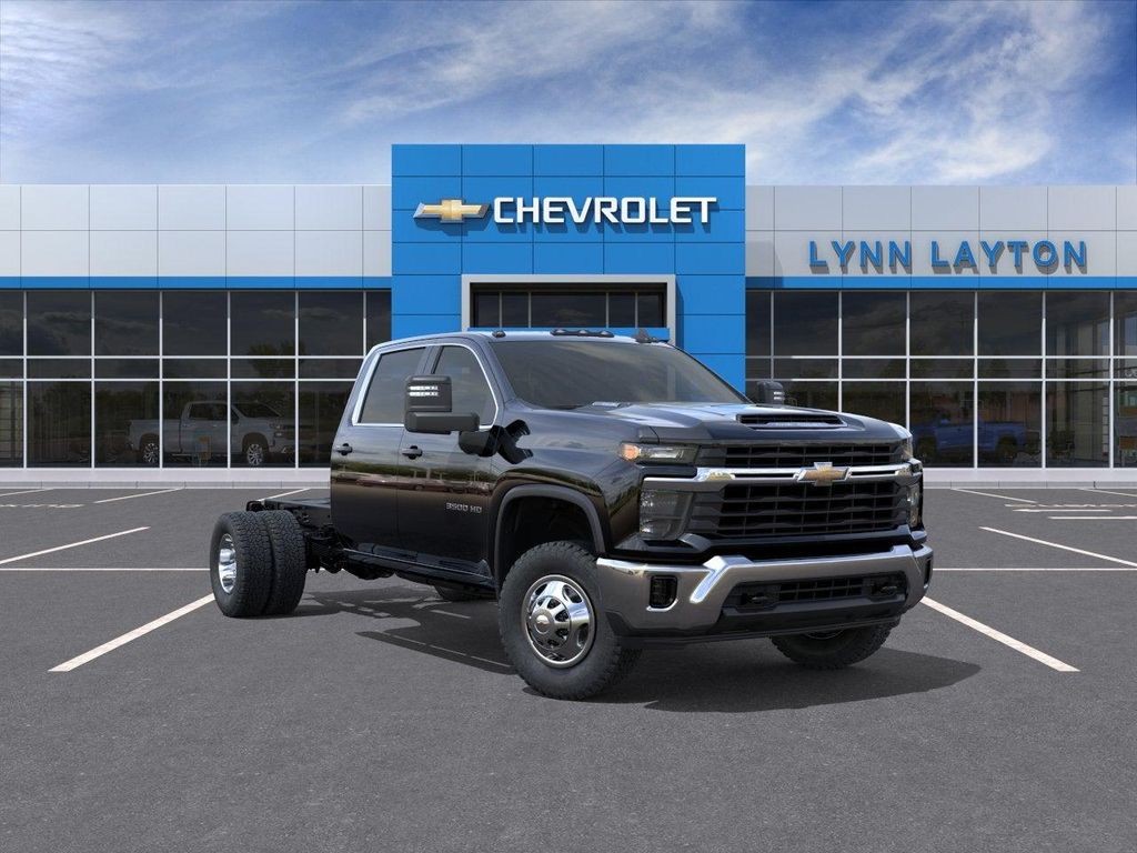 New 2026 Chevrolet Silverado 3500 LT