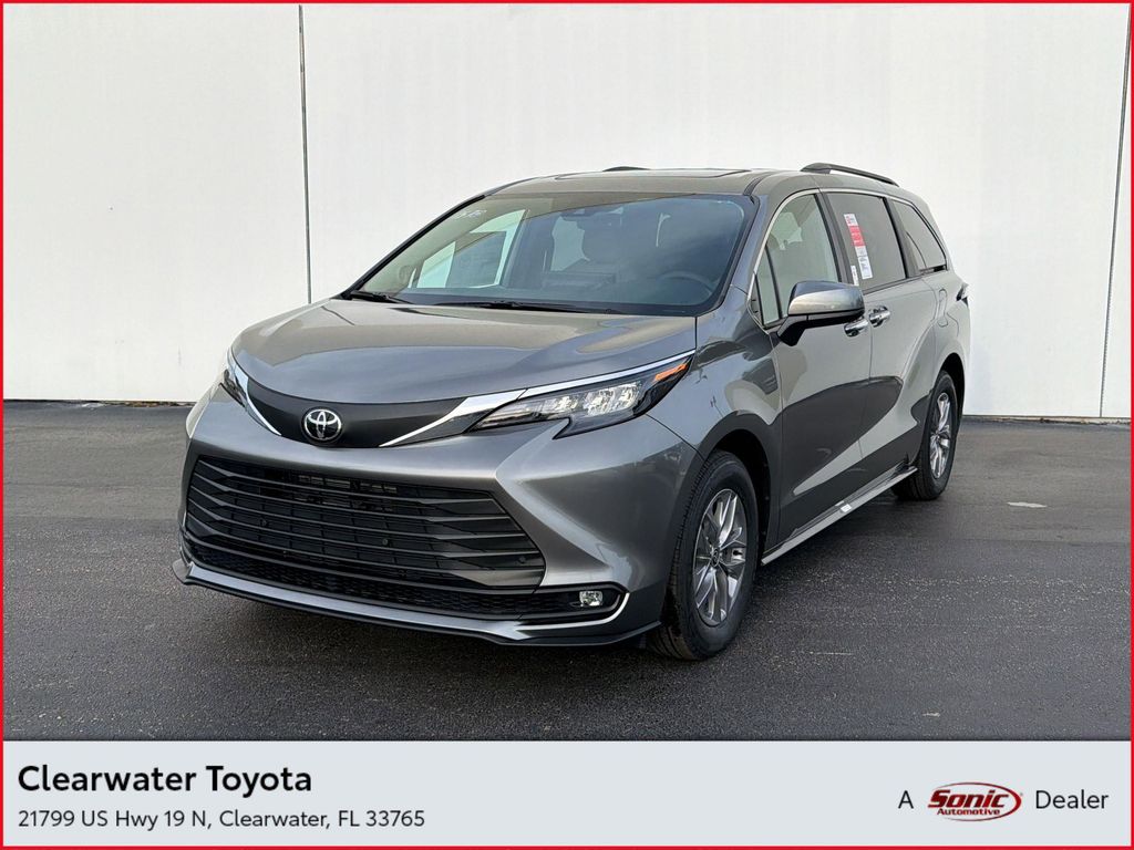 New 2026 Toyota Sienna XLE