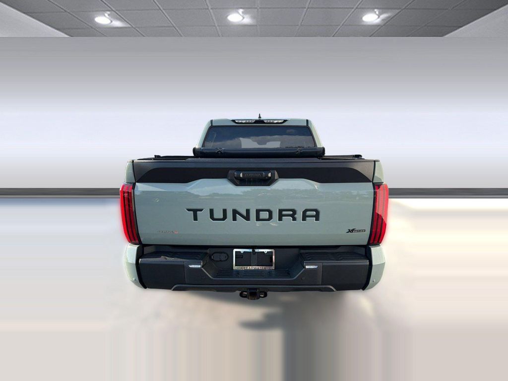 صورة 10 لـ 2024 Toyota TUNDRA SR5
