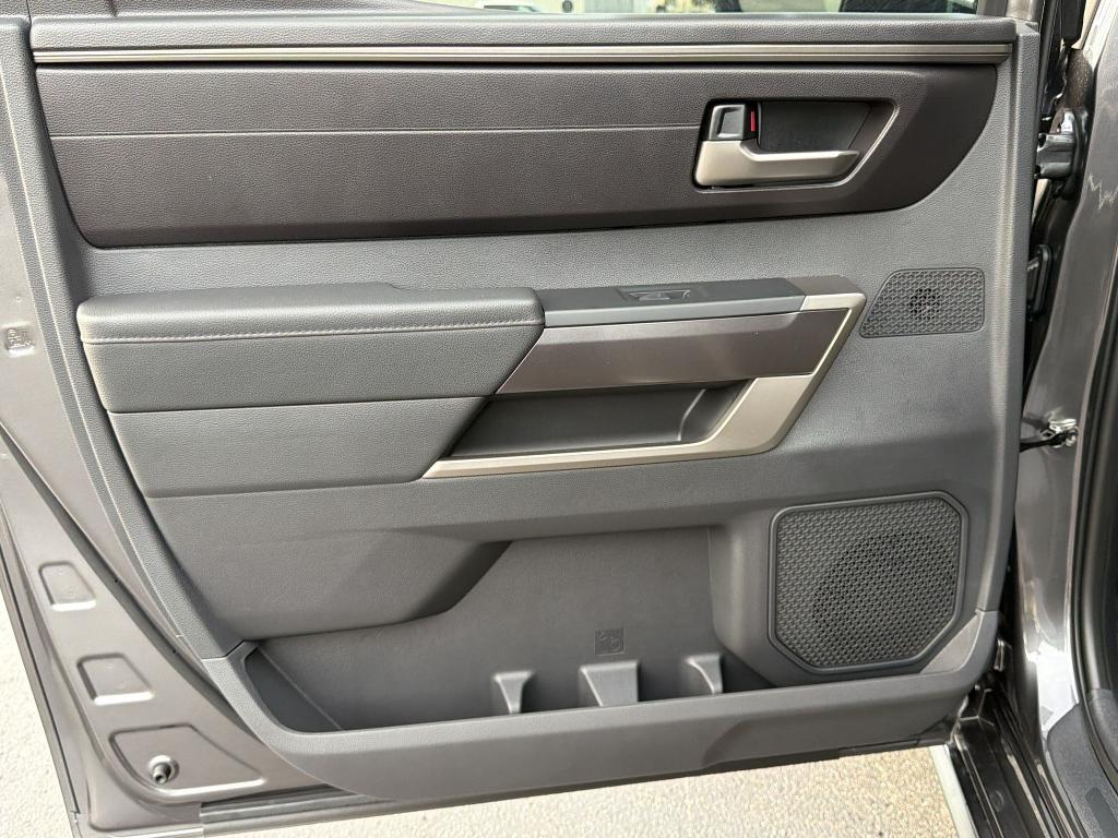 2026 Toyota TUNDRA SR5 — фото 30