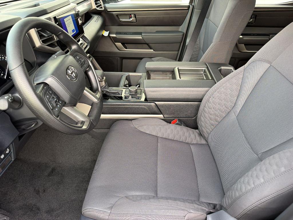 2026 Toyota TUNDRA SR5 — фото 5