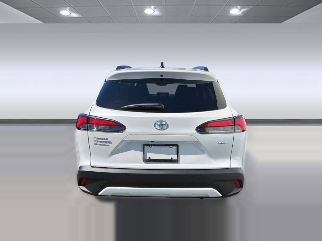 TOYOTA COROLLA CROSS - 10