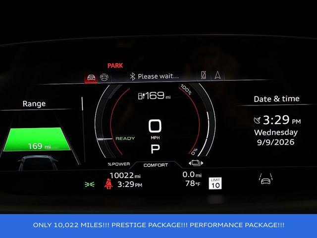 صورة مصغرة 19 لـ 2024 AUDI E-TRON GT PRESTIGE