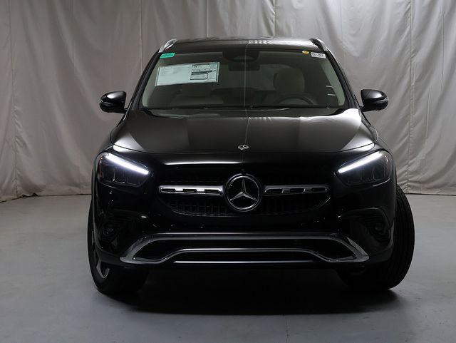 MERCEDES-BENZ GLA - 5
