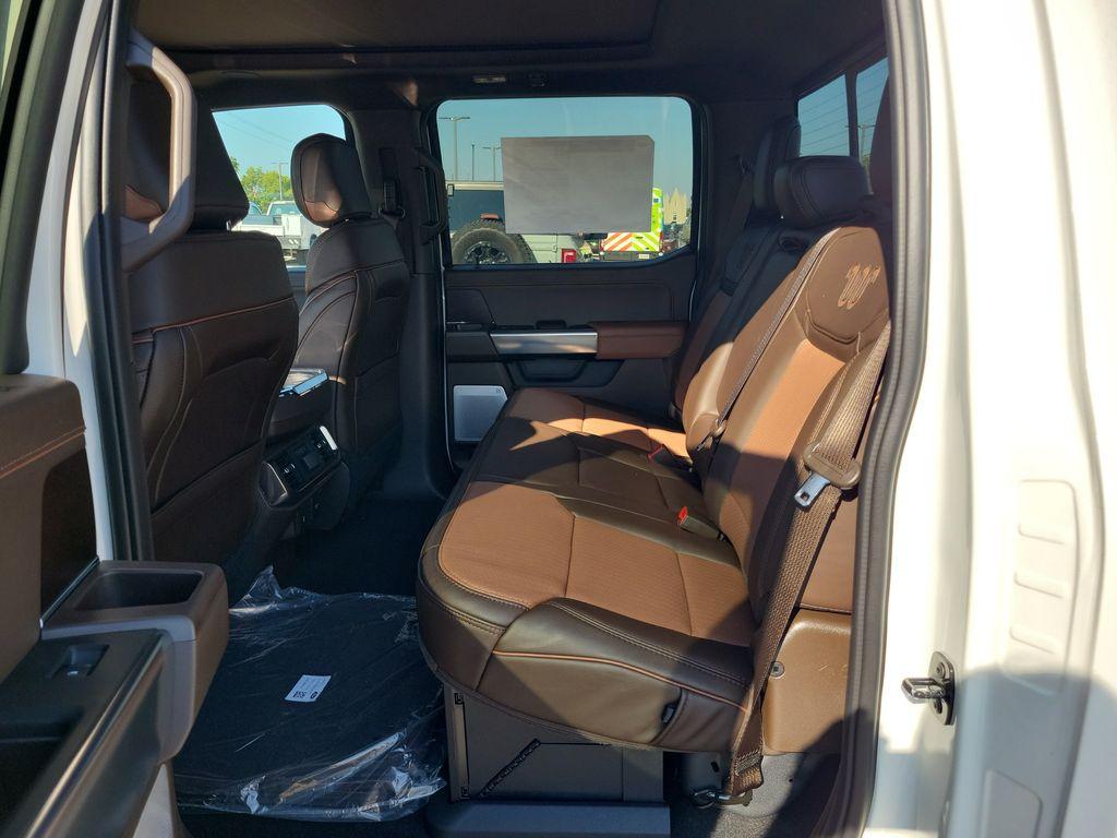 صورة 9 لـ 2026 FORD F-150 KING RANCH
