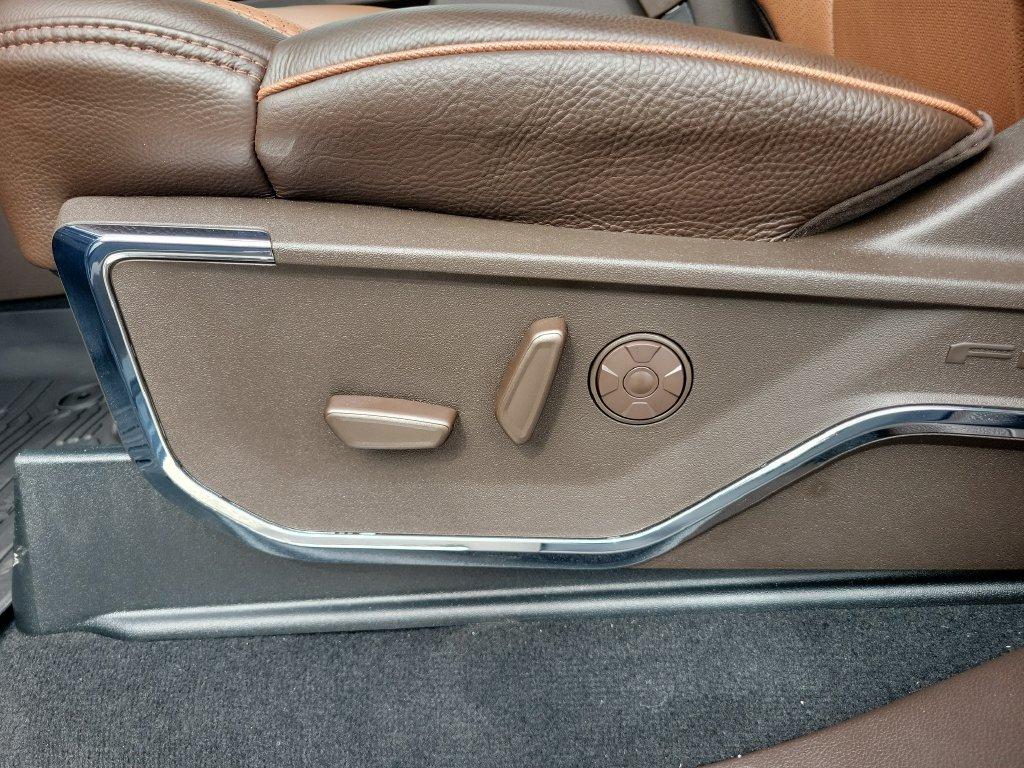 2026 FORD F-350 KING RANCH 缩略图 18