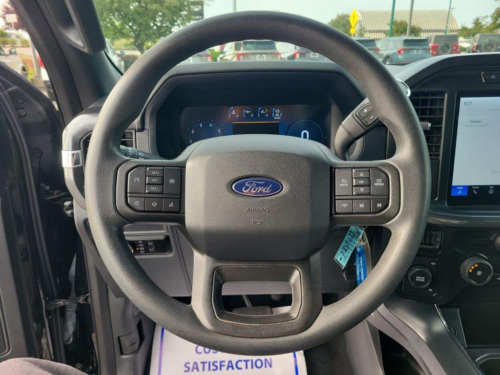 صورة مصغرة 17 لـ 2024 FORD F-150 STX