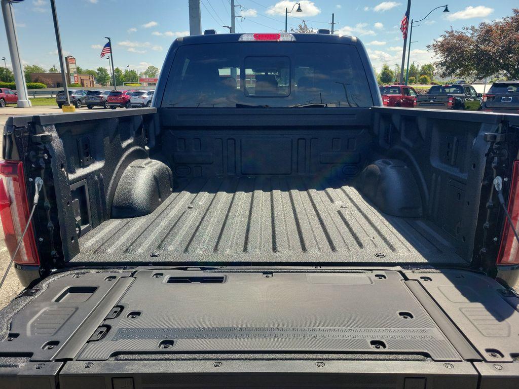 FORD F-150 LARIAT - 8