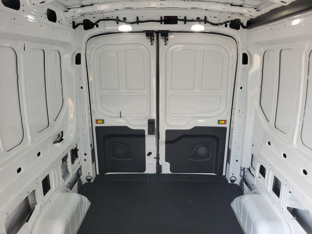 2026 FORD TRANSIT-250 148 WB MEDIUM ROOF CARGO — фото 9