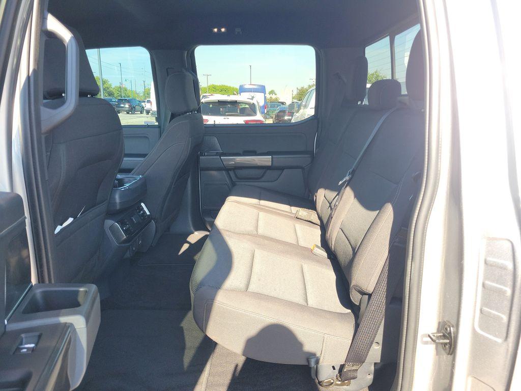 2023 FORD F-150 XLT photo 10