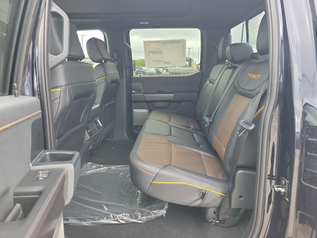 FORD F-150 TREMOR - 9