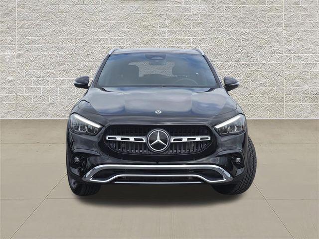 MERCEDES-BENZ GLA - 2