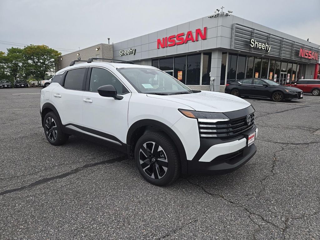 New 2026 Nissan Kicks SV