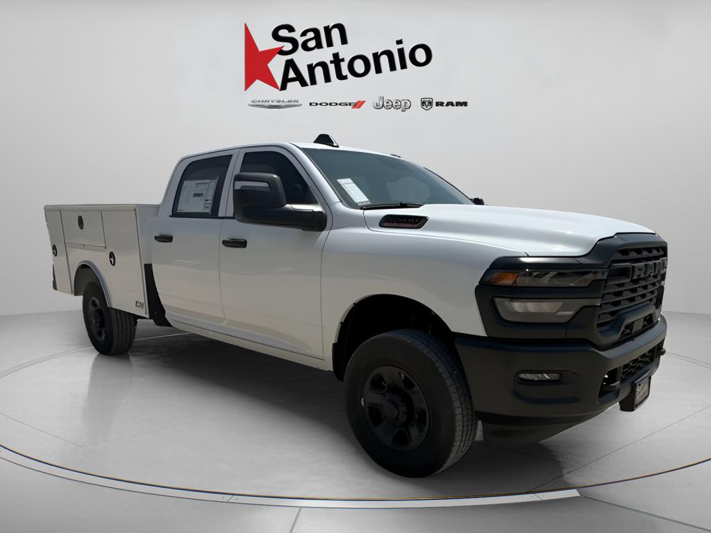 New 2026 RAM 2500 Tradesman Crew Cab 4x4 8' Box