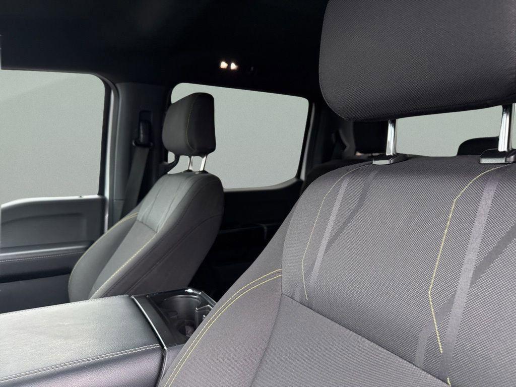 FORD F-150 STX - 8