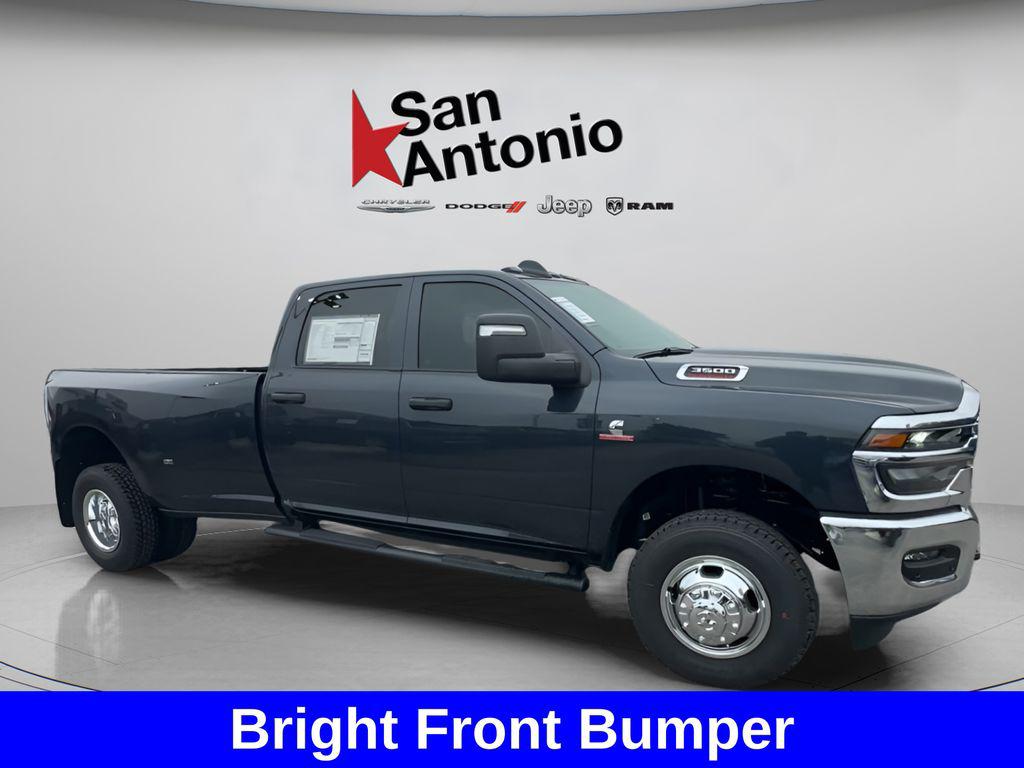 2026 RAM 3500 TRADESMAN CREW CAB 4X4 8' BOX thumbnail 18