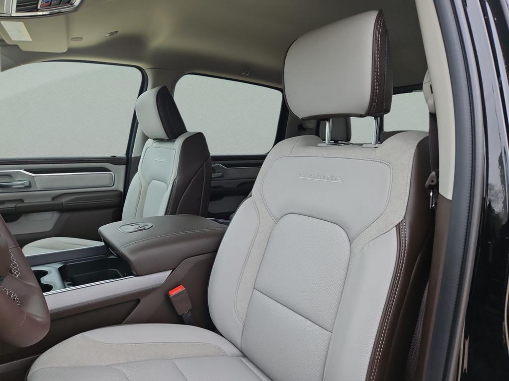 صورة مصغرة 28 لـ 2026 RAM 1500 LARAMIE