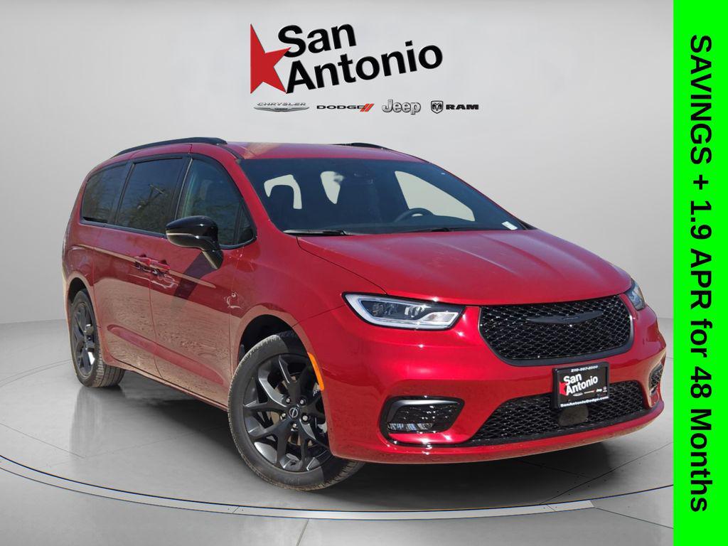 New 2026 Chrysler Pacifica L