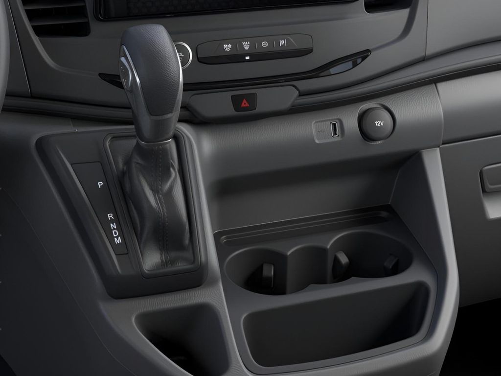 صورة مصغرة 15 لـ 2026 FORD TRANSIT-250 BASE