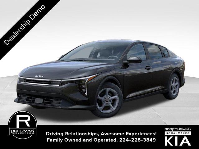 New 2025 Kia K4 LXS