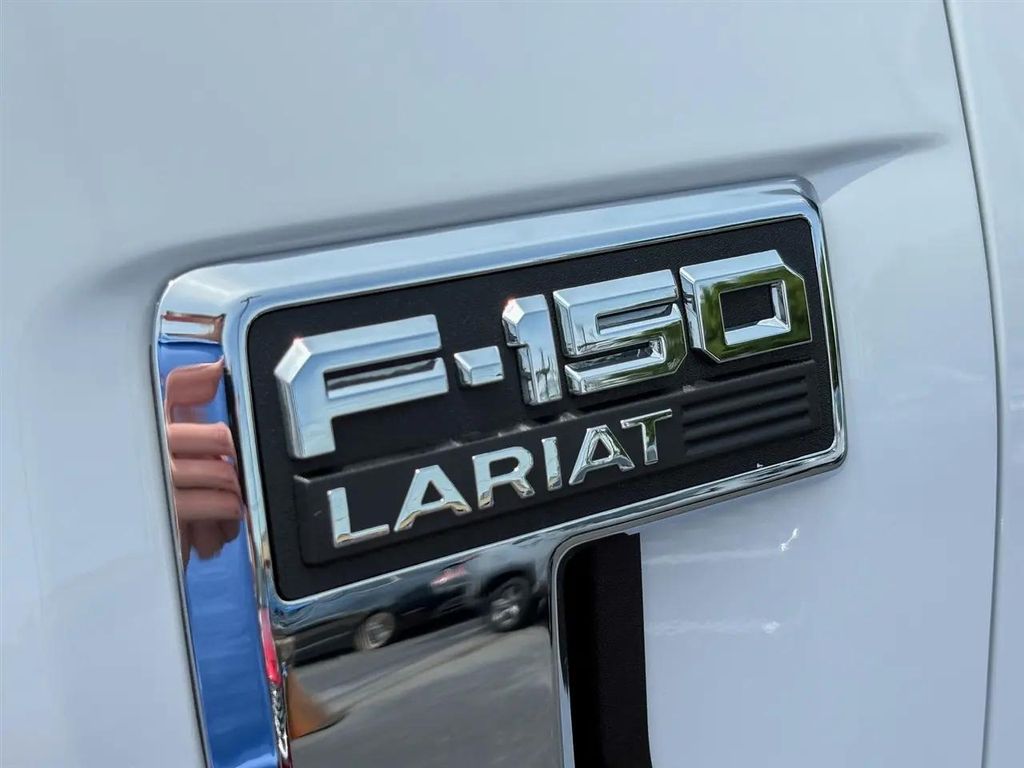 2026 FORD F-150 LARIAT 照片 8