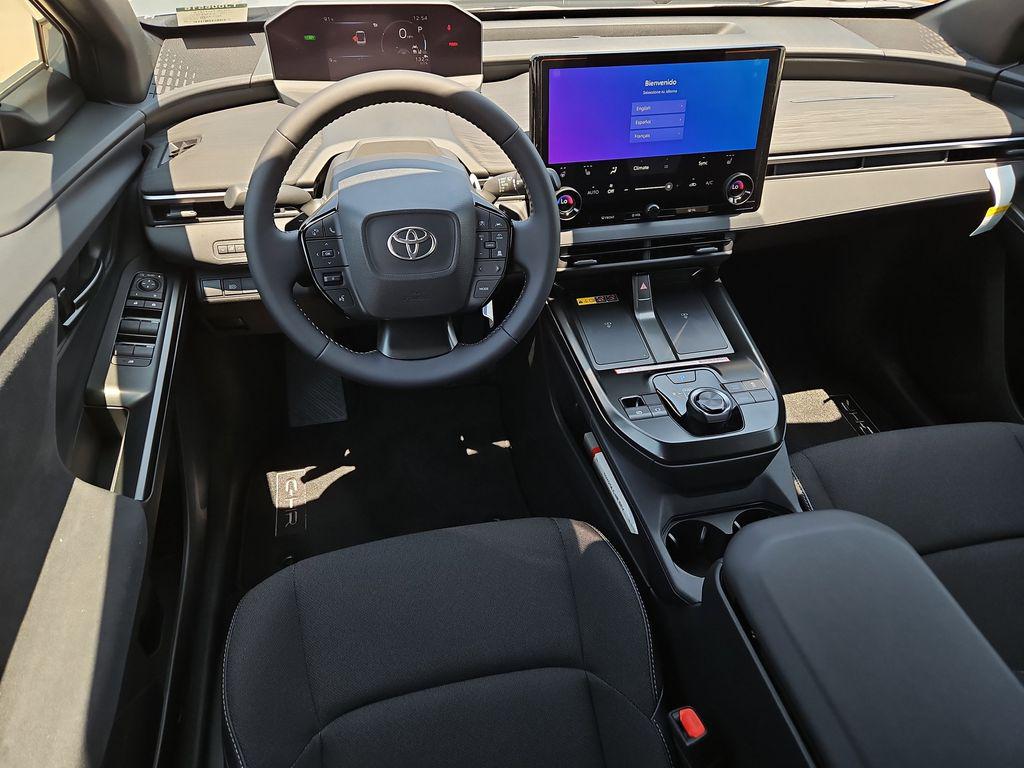 2026 Toyota C-HR SE — фото 19