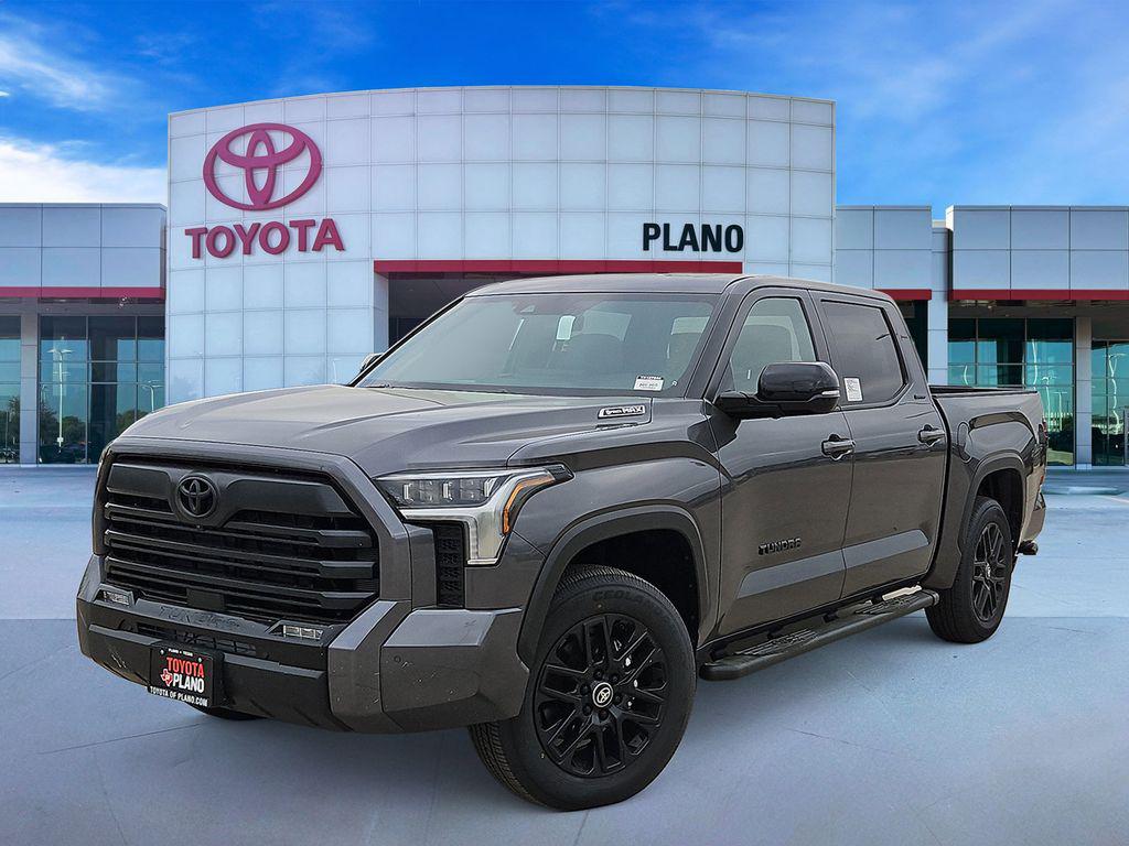TOYOTA TUNDRA - 1