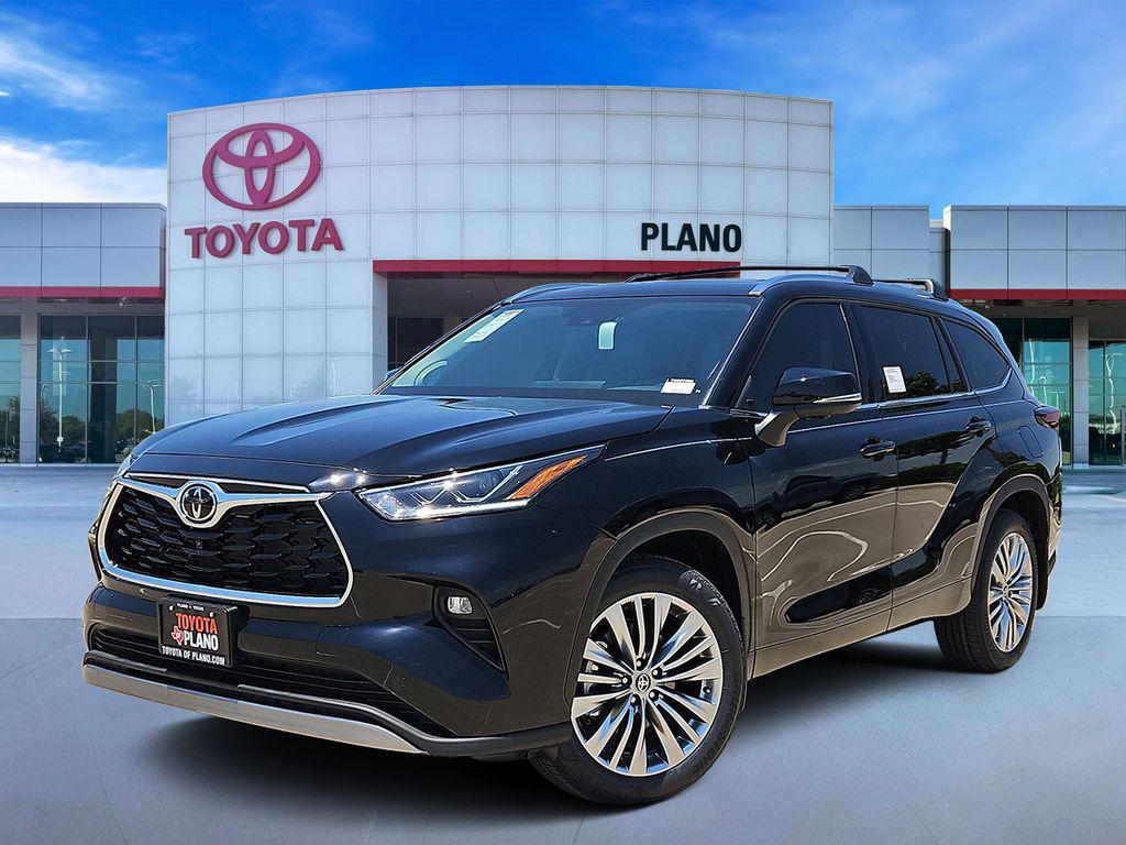 New 2026 Toyota Highlander Platinum