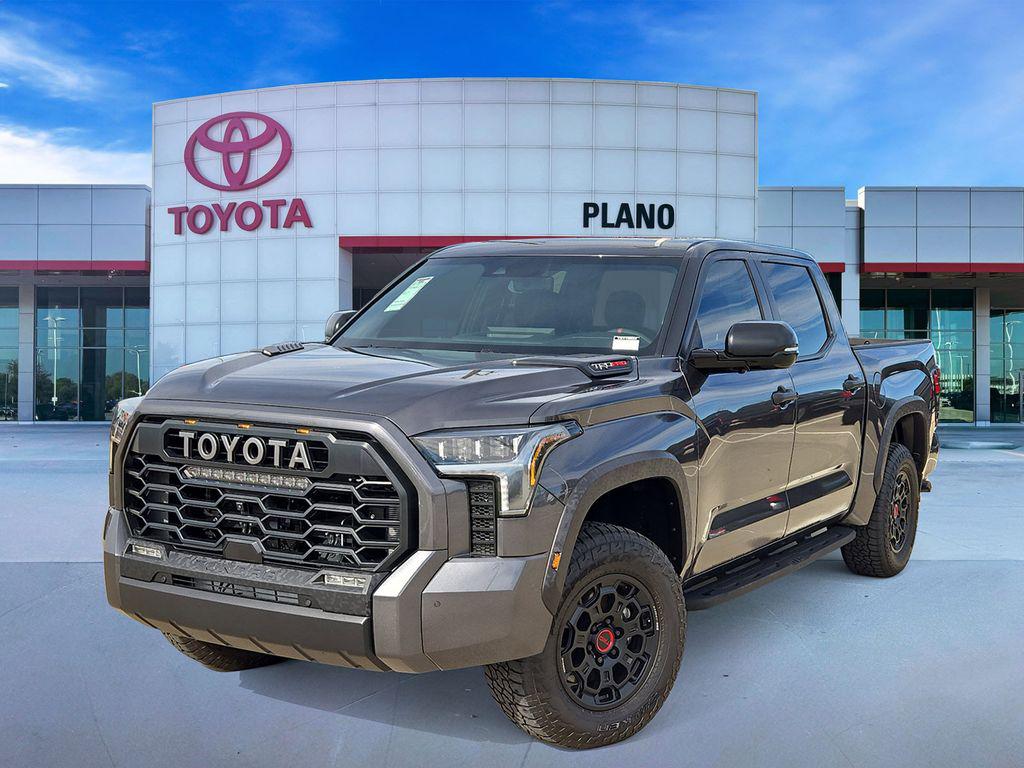 TOYOTA TUNDRA - 1