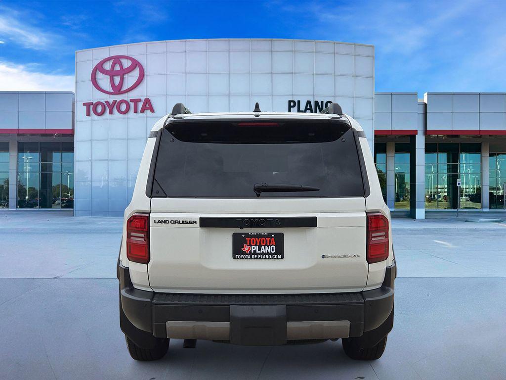 TOYOTA LAND CRUISER - 3