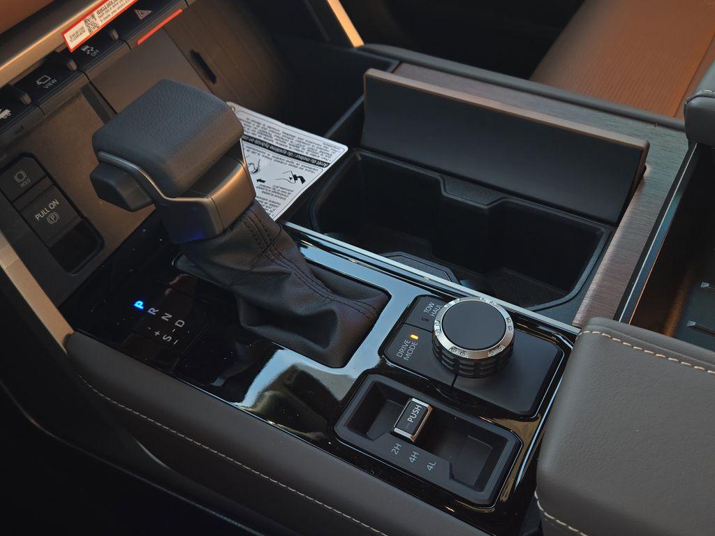 2026 Toyota TUNDRA 1794 EDITION — миниатюра 25