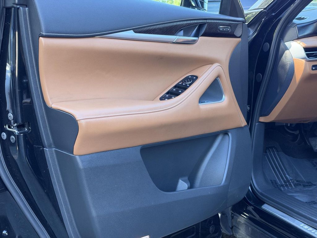 صورة مصغرة 32 لـ 2022 Infiniti QX60 AUTOGRAPH