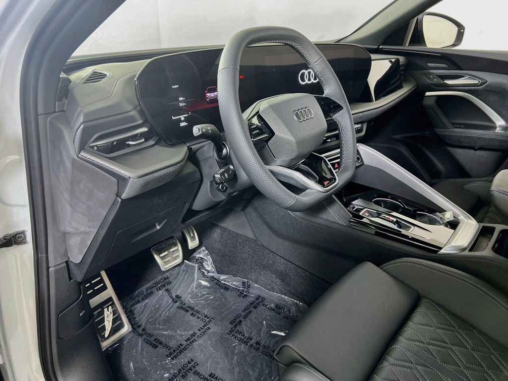 2025 AUDI SQ5 3.0T PREMIUM PLUS — фото 9