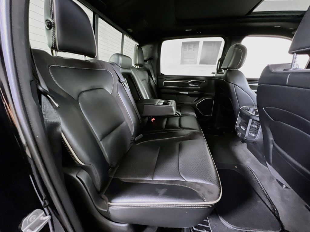 2023 RAM 1500 LARAMIE — миниатюра 27